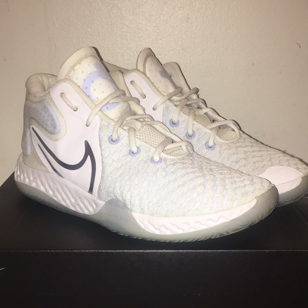 Nike KD Trey 5 VIII EP Kevin Durant Mens Shoes White Royal Tint